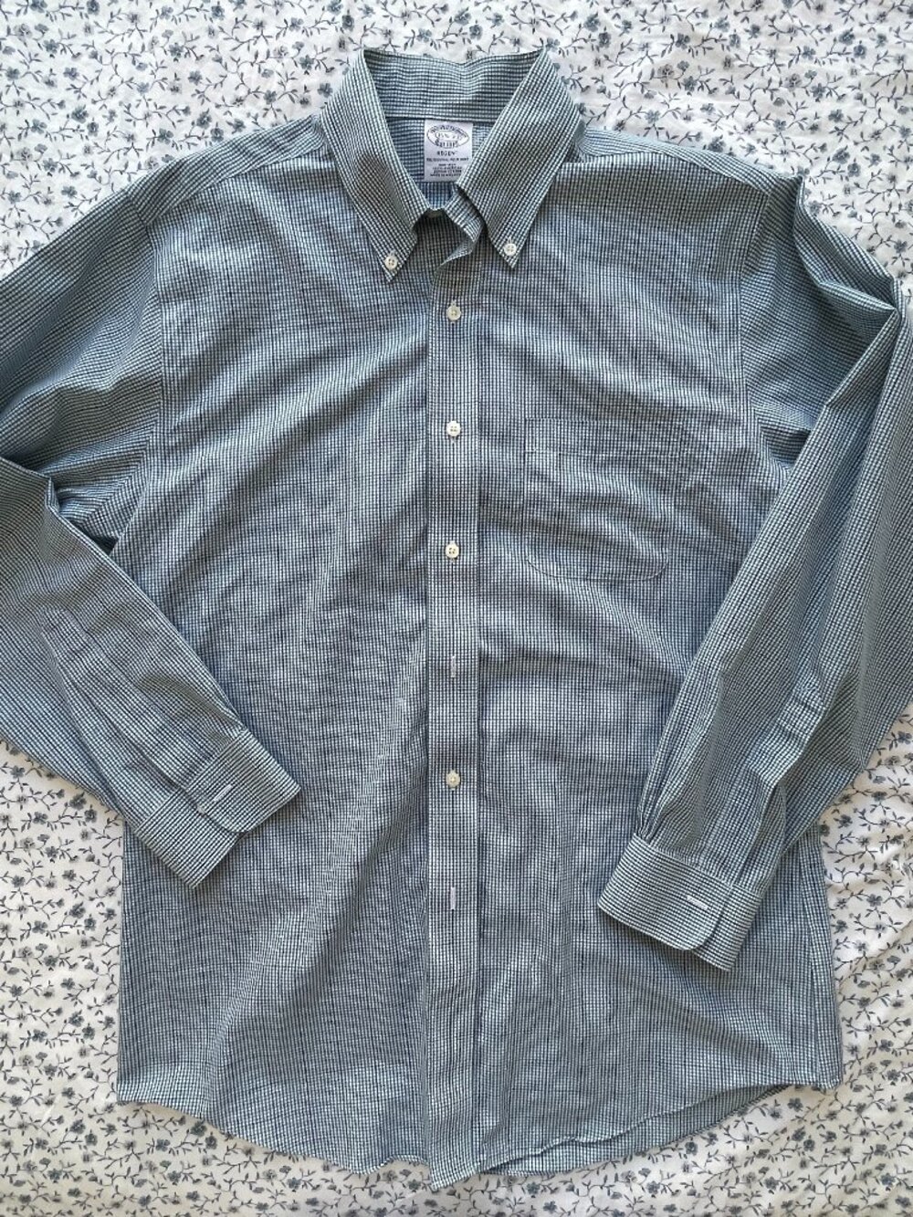 LIKE NEW Brooks Brothers Regent-fit Dress Shirt, 15.5 - 33 - Blue/Green